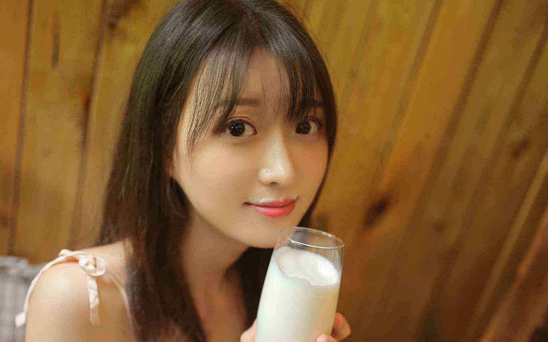 事發上海街頭，女子嚴重摔傷！共享單車突然自動落鎖？至少41起